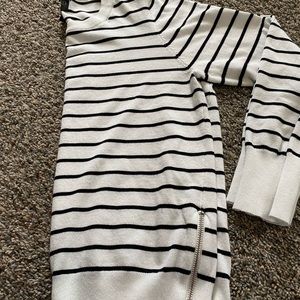Women’s B&W sweater